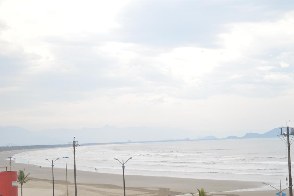 27 Praia Hotel - Frente Mar Бертиога Екстериор снимка